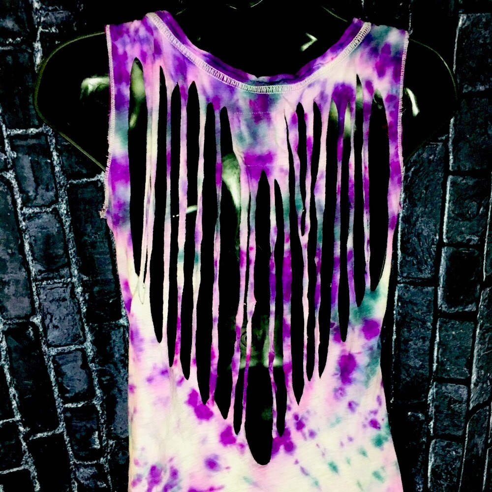 🌸Heart Slit Tie Dye Tank 🌸